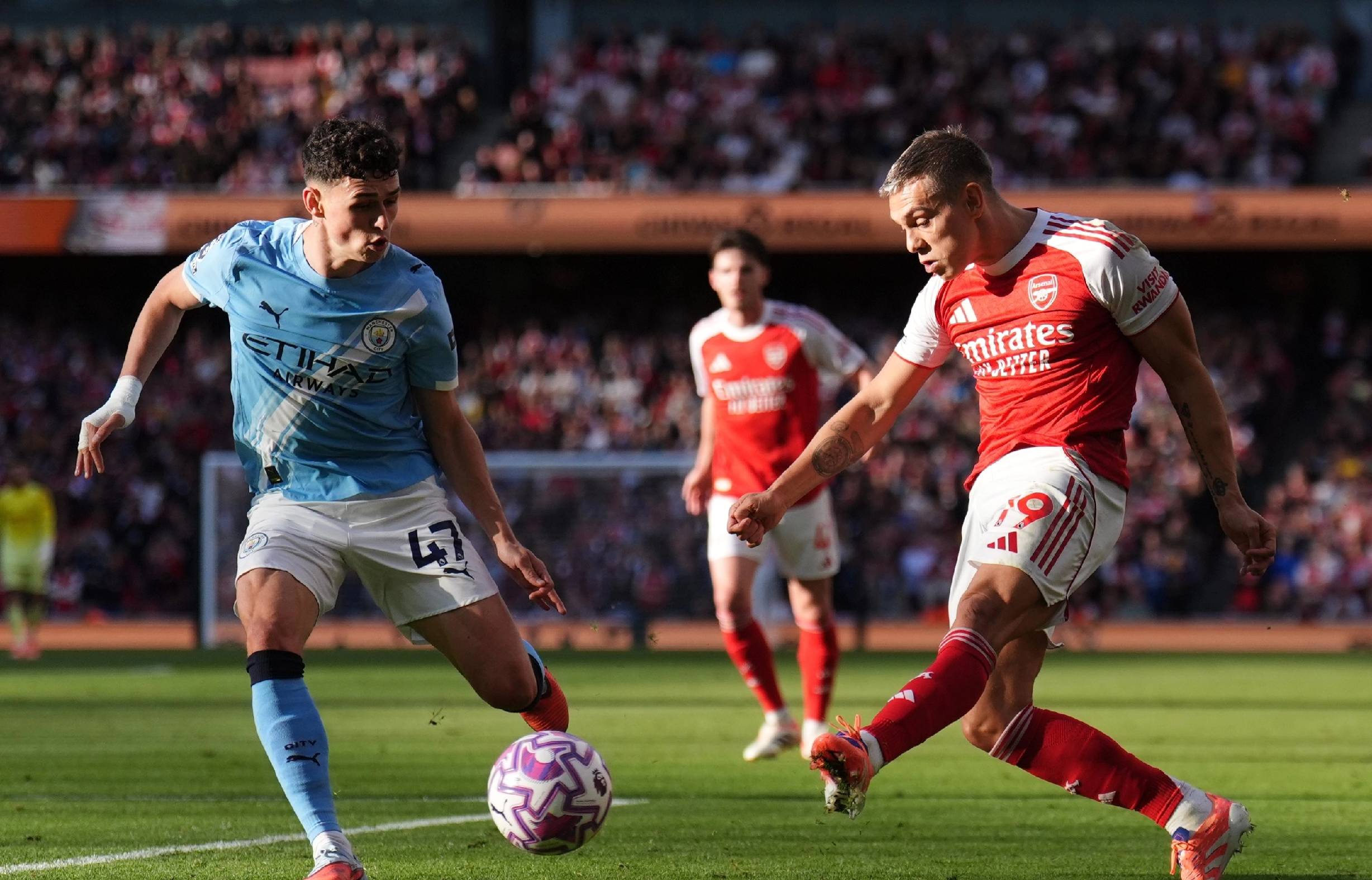 巴尔德吉：踏上诺坎普草坪时就像是一场梦；真希望能见到梅西（巴尔德吉：初登诺坎普如梦似幻，只盼与梅西相见）