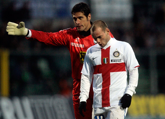 上赛季西甲最佳射手，姆巴佩领取皮奇奇奖（姆巴佩荣膺上赛季西甲射手王，捧起皮奇奇奖）