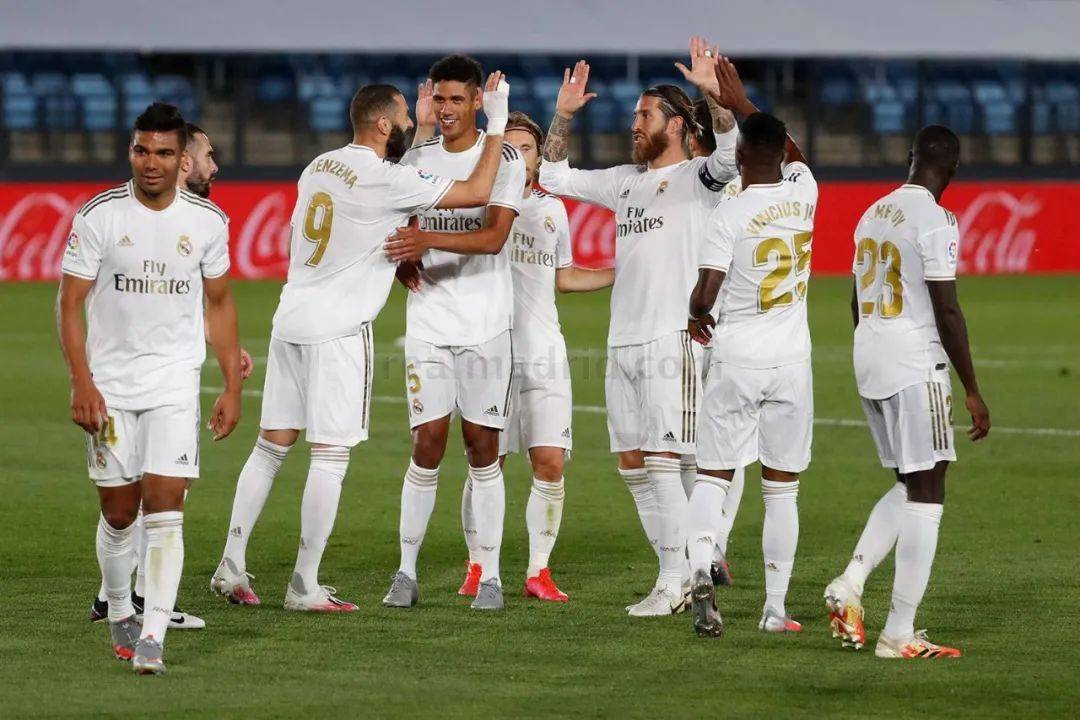 曼联卖齐尔克泽计划曝光，罗马欲打包他和桑乔！夏窗可5000万签塞门约