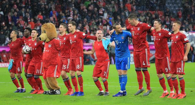 都体：米兰在关注布雷斯特左闸洛科，他是本赛季法甲抢断王（都灵体育报：米兰盯上布雷斯特左后卫洛科，后者领跑本季法甲抢断榜）