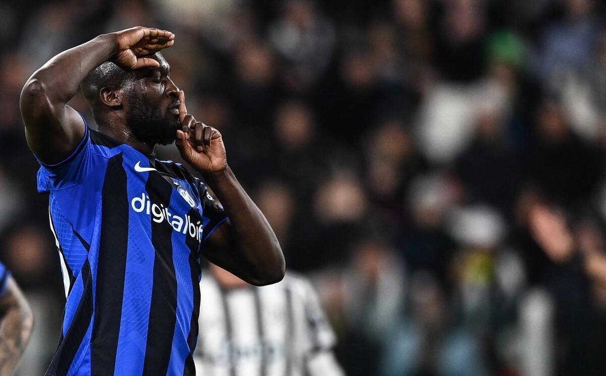 早报：拜仁的四线一十六胜，在我的肩膀上扛着！（早报：拜仁四线揽下16胜，全扛在我肩上！）